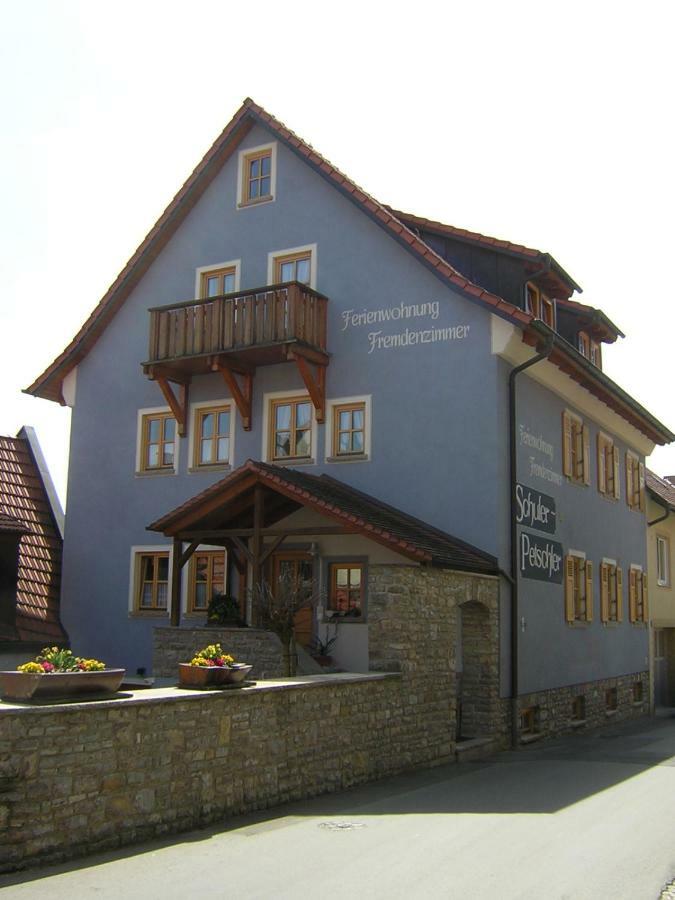Апартаменты Schuler-Petschler Obereisenheim Экстерьер фото
